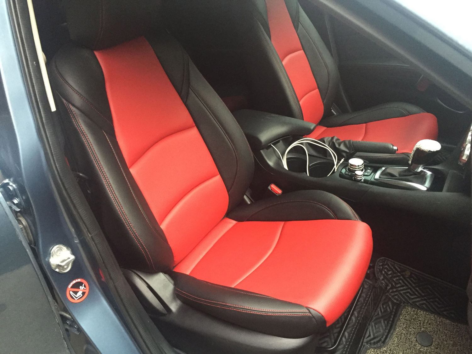 Bọc ghế da xe Mazda 3 / 2015 mầu da đỏ đen